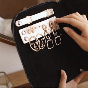 H Halston Travel Jewelry Holder